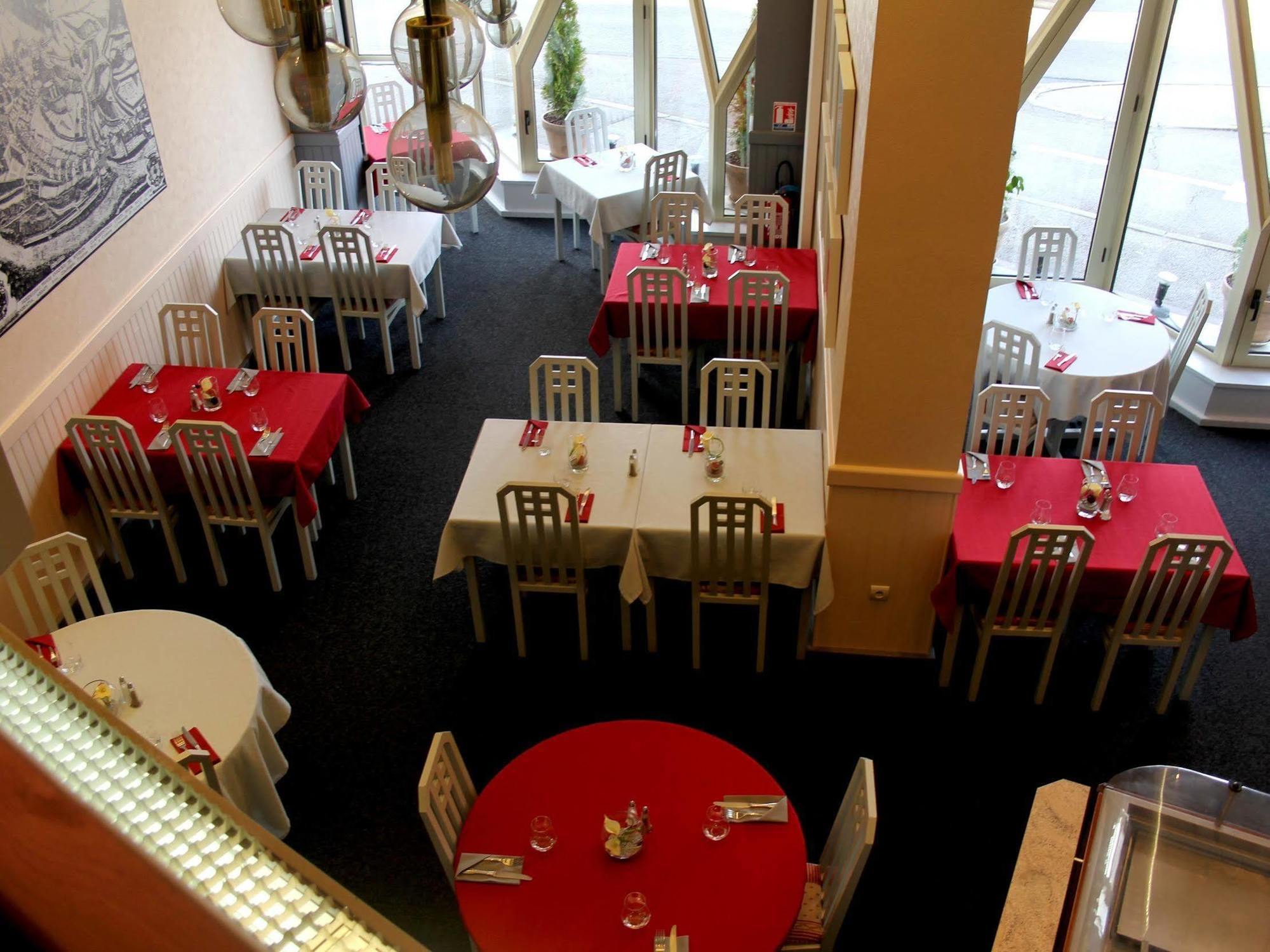 Hôtel Saint-Hubert Buitenkant foto
